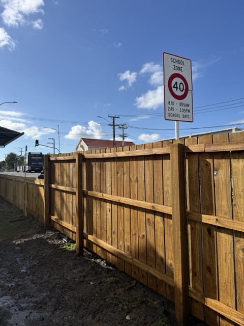 Fence Clean – After